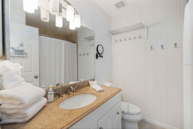 8004 22ND AVENUE W, Bradenton, FL 34209