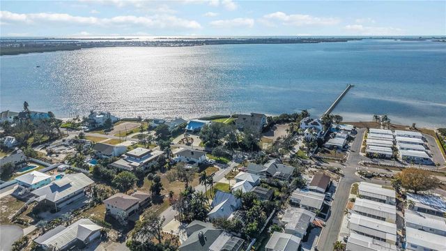 8004 22ND AVENUE W, Bradenton, FL 34209