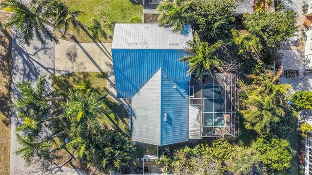 8004 22ND AVENUE W, Bradenton, FL 34209