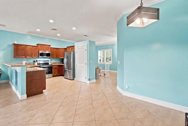18310 42nd Road N, Loxahatchee, FL 33470