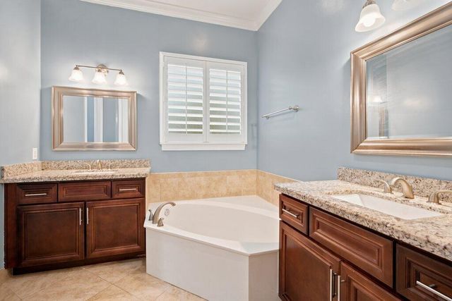 18310 42nd Road N, Loxahatchee, FL 33470