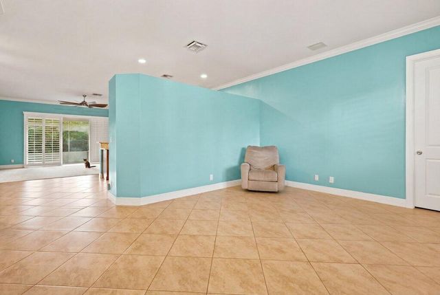18310 42nd Road N, Loxahatchee, FL 33470