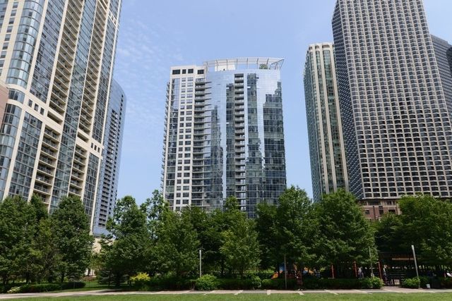 201 N Westshore Drive 2608, Chicago, IL 60601
