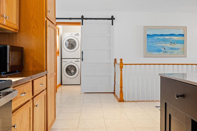 91 Algonquin Road, Enfield, NH 03748