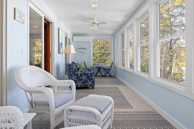 91 Algonquin Road, Enfield, NH 03748