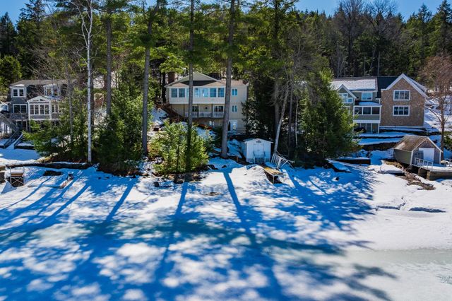 91 Algonquin Road, Enfield, NH 03748