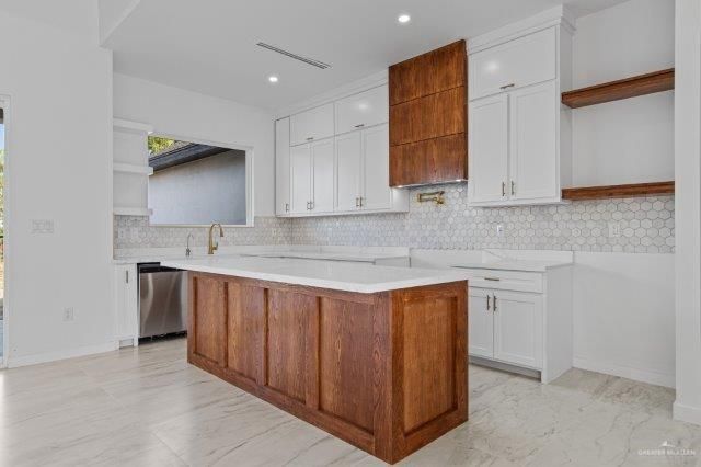 5269 Los Arboles Avenue, Brownsville, TX 78520