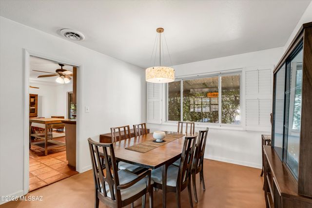 7355 N La Oesta Avenue, Tucson, AZ 85704