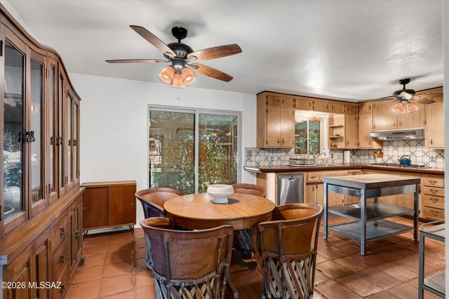 7355 N La Oesta Avenue, Tucson, AZ 85704