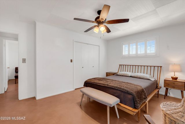 7355 N La Oesta Avenue, Tucson, AZ 85704