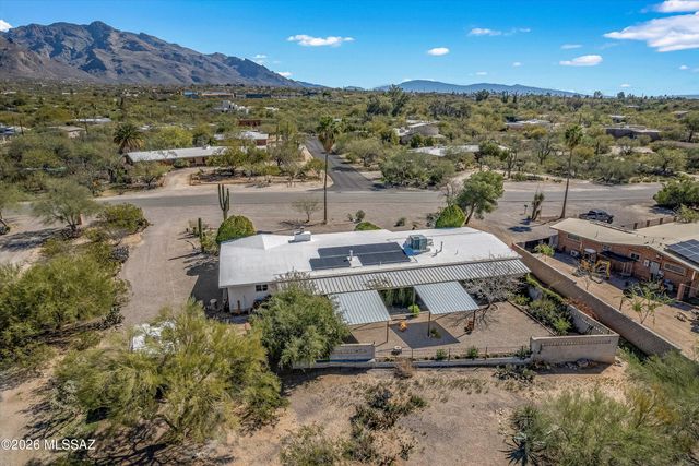 7355 N La Oesta Avenue, Tucson, AZ 85704