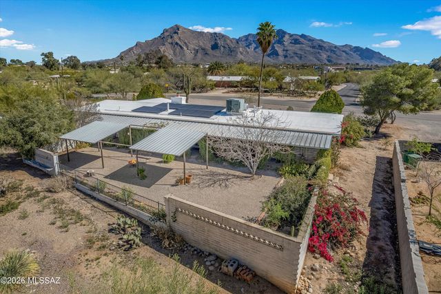 7355 N La Oesta Avenue, Tucson, AZ 85704