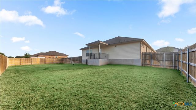 100 Pepper Mill Loop, Burnet, TX 78611