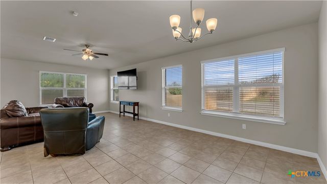 100 Pepper Mill Loop, Burnet, TX 78611