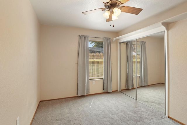 1207 Huntington Pl, Manteca, CA 95336