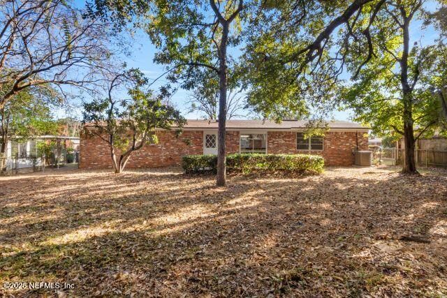 1130 CROWN Drive, Jacksonville, FL 32221