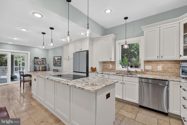 3134 CLAYBORNE AVE, Alexandria, VA 22306