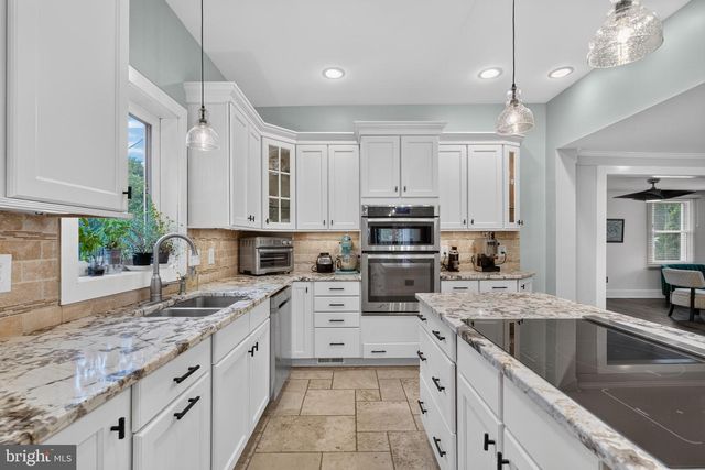 3134 CLAYBORNE AVE, Alexandria, VA 22306