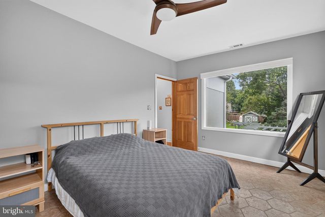 3134 CLAYBORNE AVE, Alexandria, VA 22306