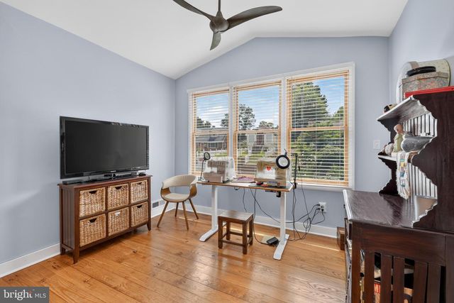 3134 CLAYBORNE AVE, Alexandria, VA 22306