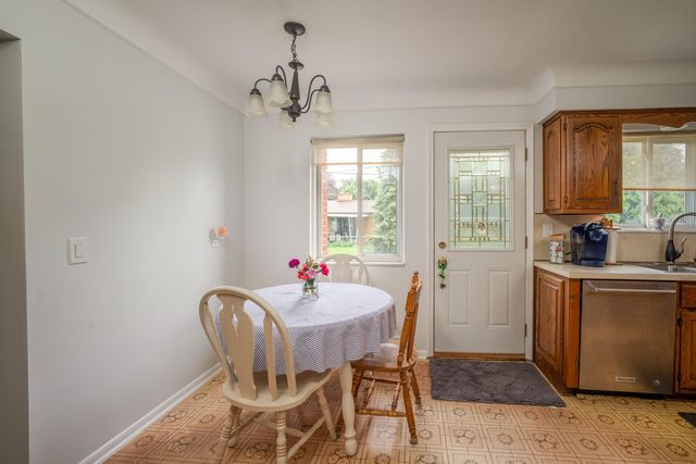 19402 Rockport Street, Roseville, MI 48066