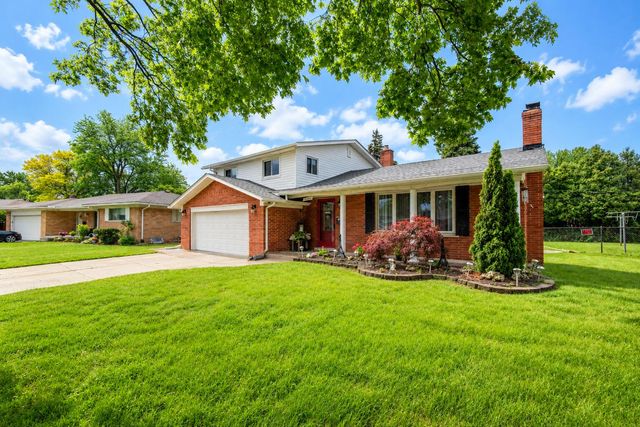 19402 Rockport Street, Roseville, MI 48066