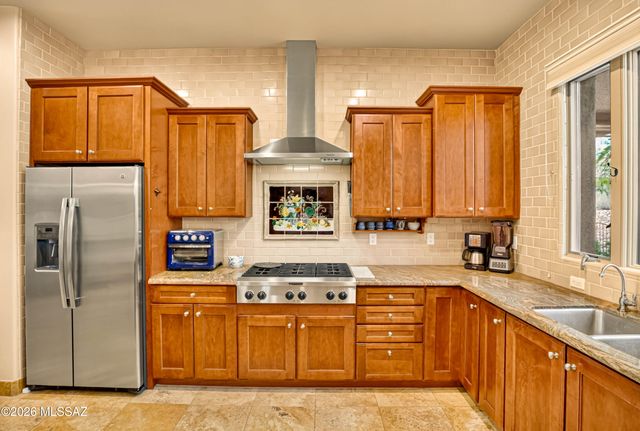 850 W Big Sand Place, Oro Valley, AZ 85755