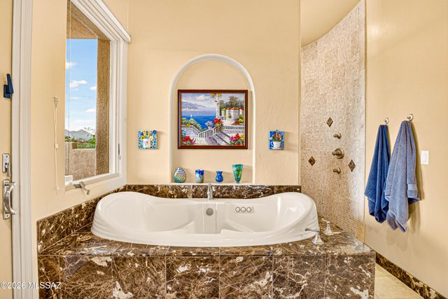 850 W Big Sand Place, Oro Valley, AZ 85755