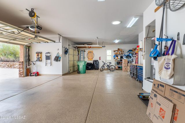 850 W Big Sand Place, Oro Valley, AZ 85755
