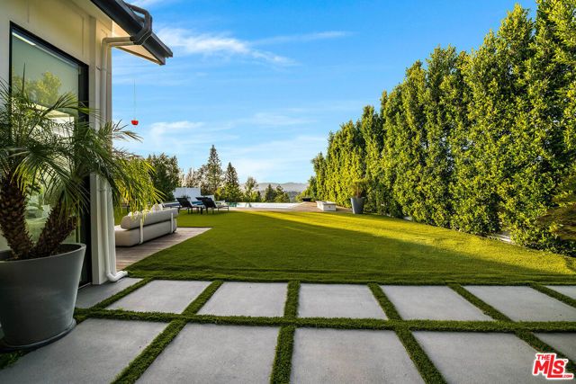 3915 Vista Linda Drive, Encino (los Angeles), CA 91316