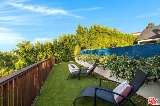 3915 Vista Linda Drive, Encino (los Angeles), CA 91316