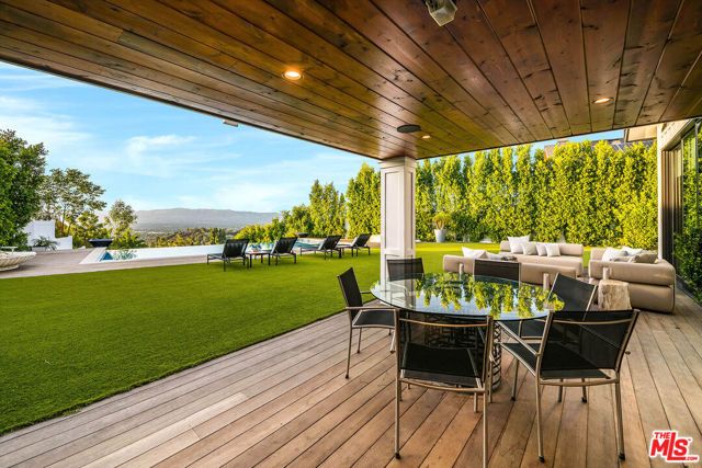 3915 Vista Linda Drive, Encino (los Angeles), CA 91316