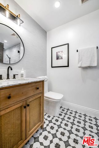 3915 Vista Linda Drive, Encino (los Angeles), CA 91316