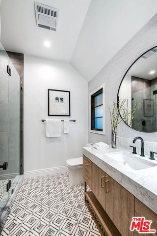 3915 Vista Linda Drive, Encino (los Angeles), CA 91316