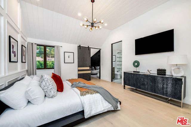 3915 Vista Linda Drive, Encino (los Angeles), CA 91316