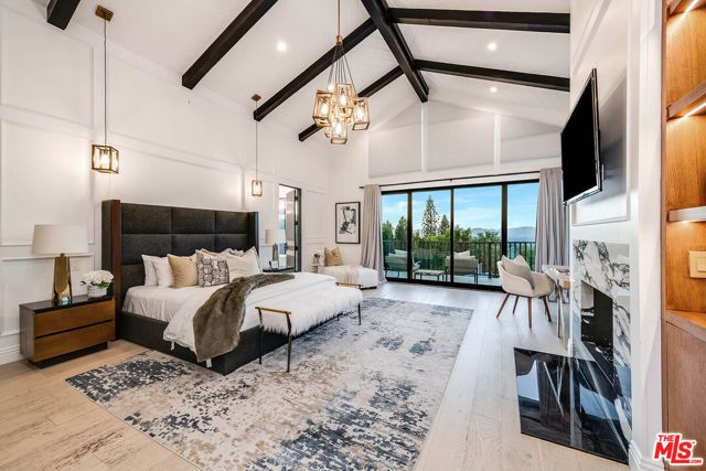 3915 Vista Linda Drive, Encino (los Angeles), CA 91316