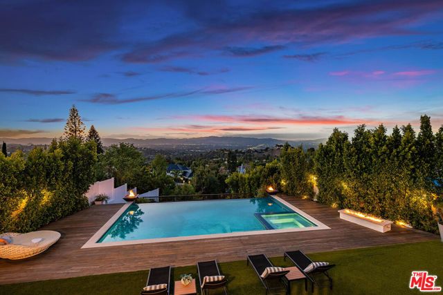 3915 Vista Linda Drive, Encino (los Angeles), CA 91316