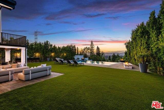 3915 Vista Linda Drive, Encino (los Angeles), CA 91316