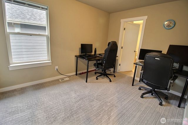 34702 SE Kinsey Street, Snoqualmie, WA 98065