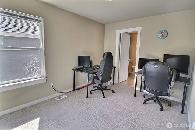 34702 SE Kinsey Street, Snoqualmie, WA 98065