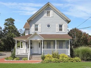 22 Jennings Avenue B, Patchogue, NY 11772