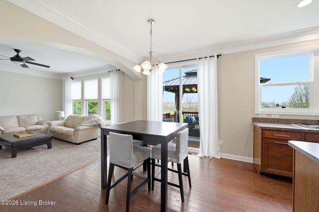 2004 Cherry Creek Rd, La Grange, KY 40031