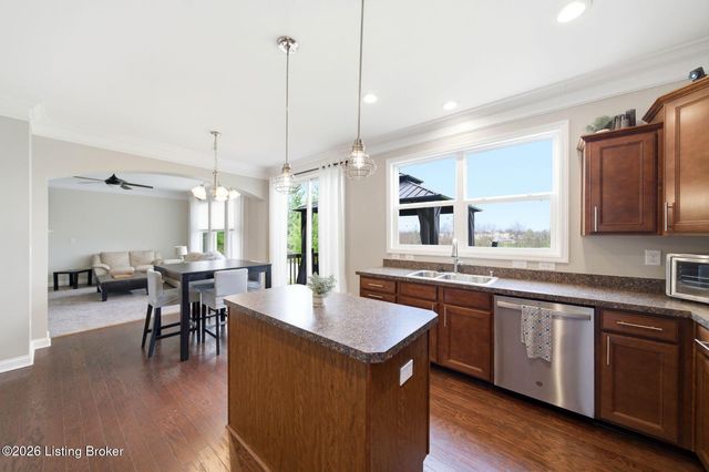 2004 Cherry Creek Rd, La Grange, KY 40031