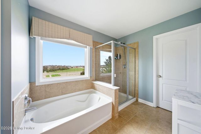 2004 Cherry Creek Rd, La Grange, KY 40031