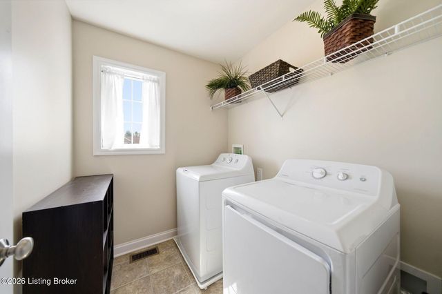 2004 Cherry Creek Rd, La Grange, KY 40031