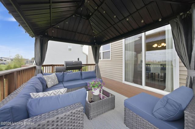 2004 Cherry Creek Rd, La Grange, KY 40031