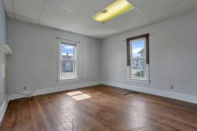 1080 Church Street, Logan, OH 43138