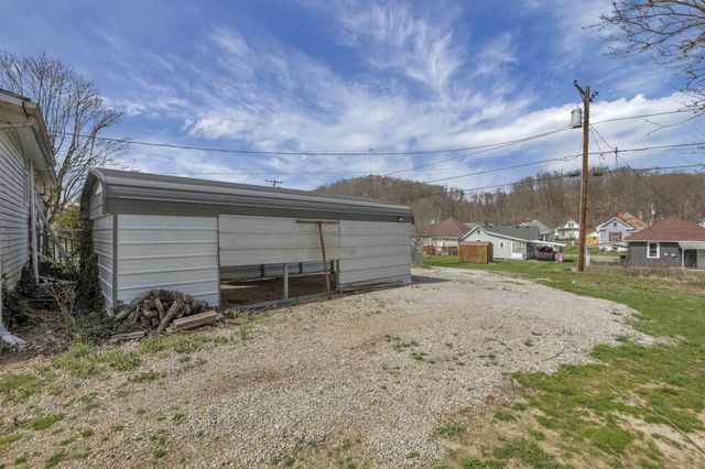 1080 Church Street, Logan, OH 43138