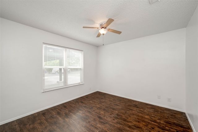 3306 Dolphin DR A, Austin, TX 78704