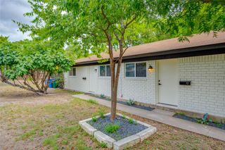 3306 Dolphin DR A, Austin, TX 78704